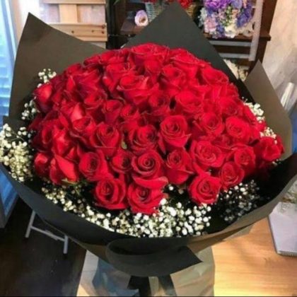 Deseo Rojo, Ramo de 50 rosas