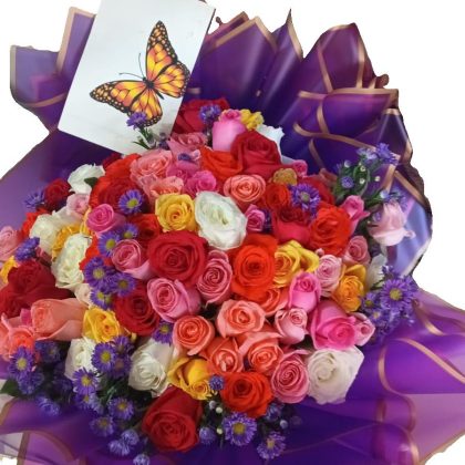 70 rosas de colores en Ramo