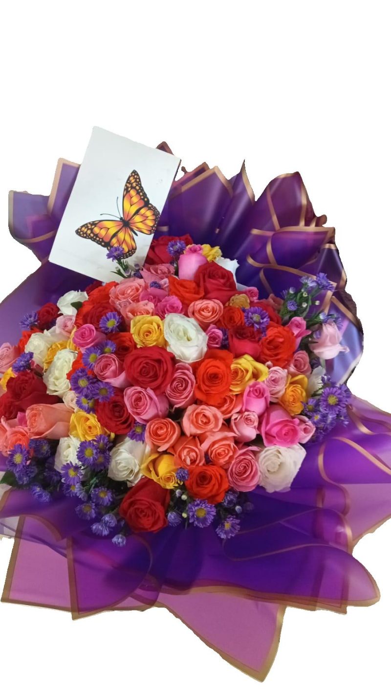 70 rosas de colores en Ramo