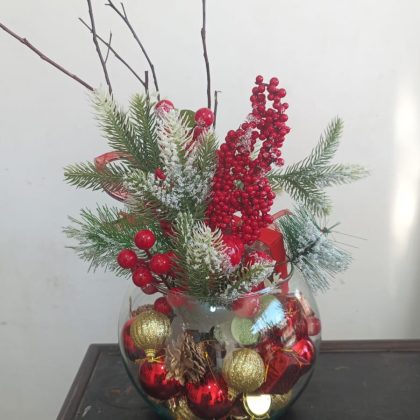 Centro navideño esfera de regalos
