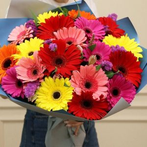 ramo de 24 gerbera.jpeg